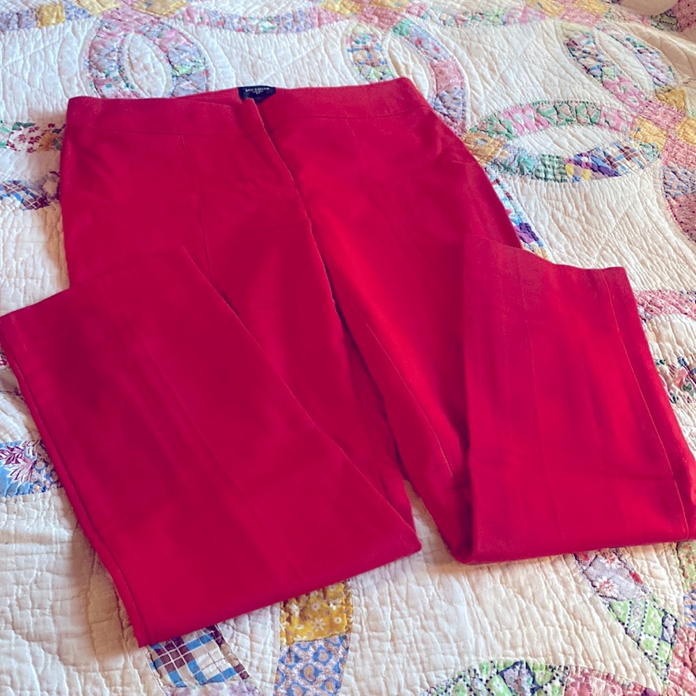 NWOT Ann Taylor Red trousers